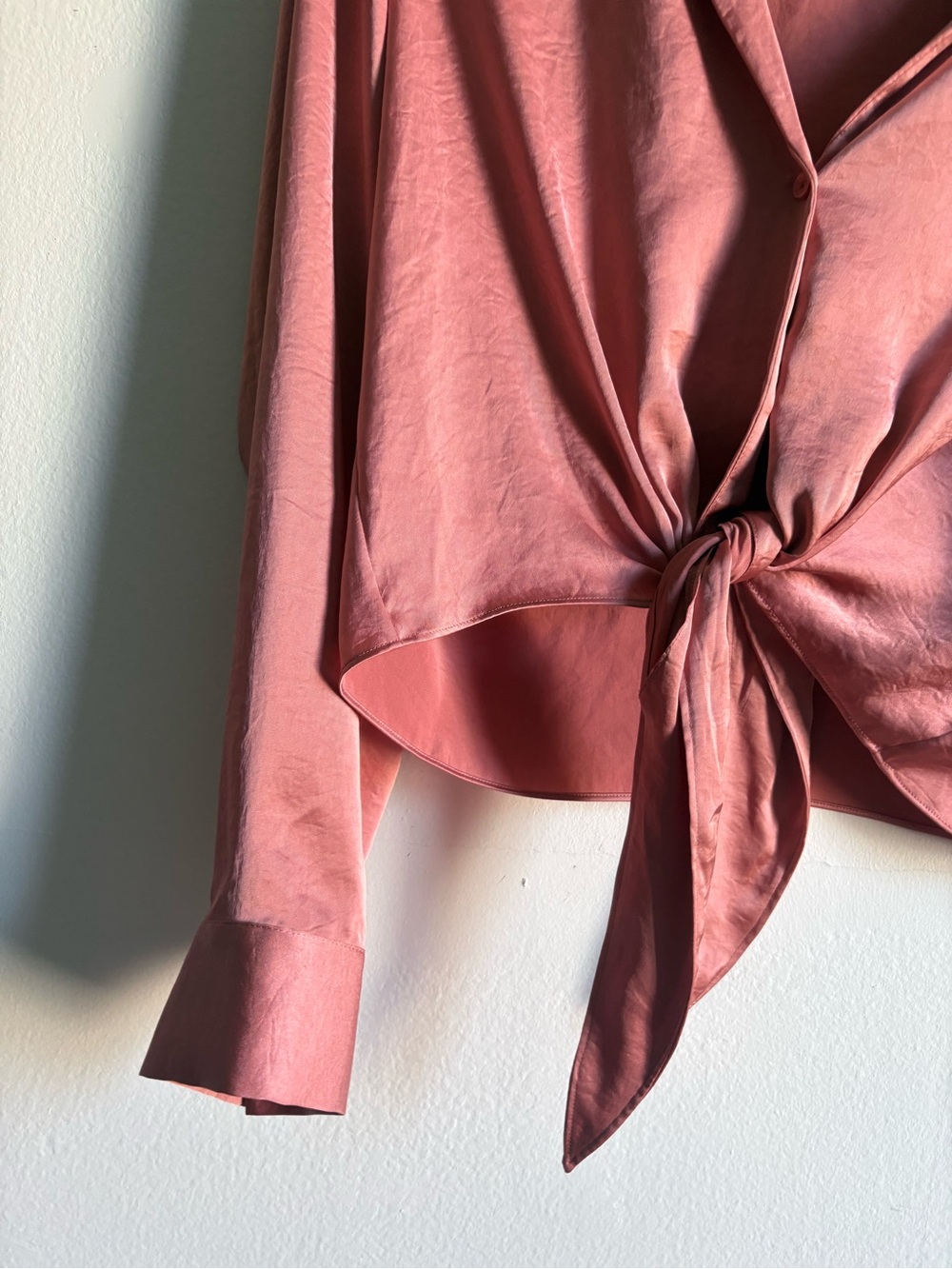 Aritzia Wilfred Sz M Satin Pink Tie Front Button Front Blouse - Picture 7 of 10